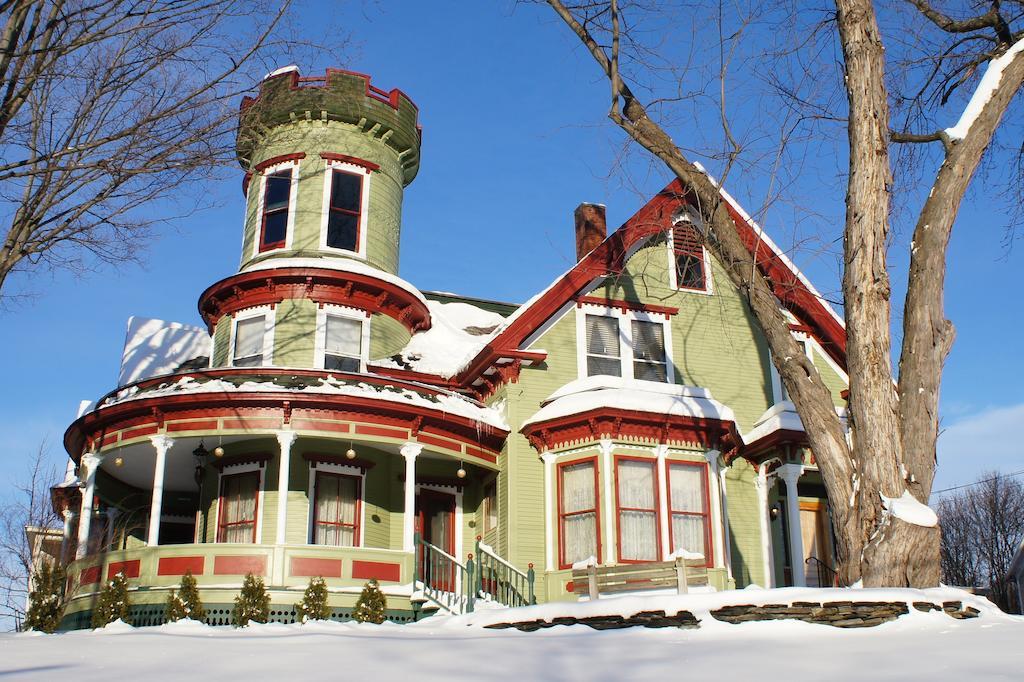 Maplecroft Bed & Breakfast Barre Екстериор снимка