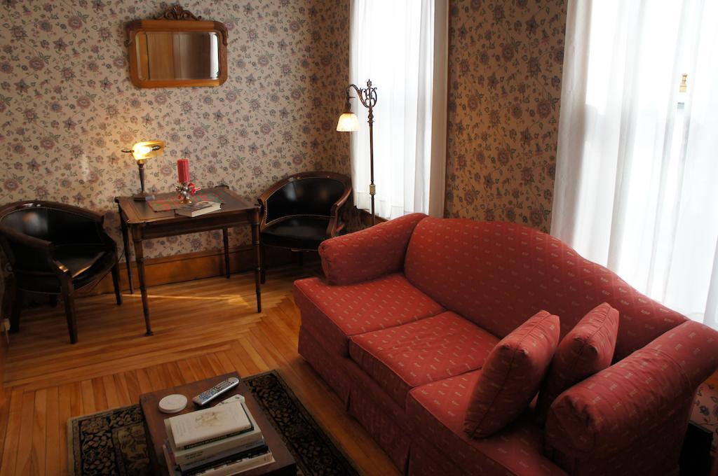 Maplecroft Bed & Breakfast Barre Екстериор снимка