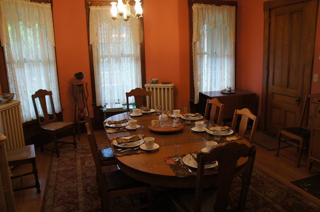 Maplecroft Bed & Breakfast Barre Екстериор снимка