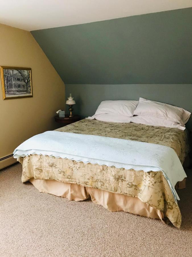 Maplecroft Bed & Breakfast Barre Екстериор снимка